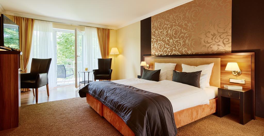 Hotel Erasmus - Mein Genuss- Und Wellnesshotel Trassem Экстерьер фото
